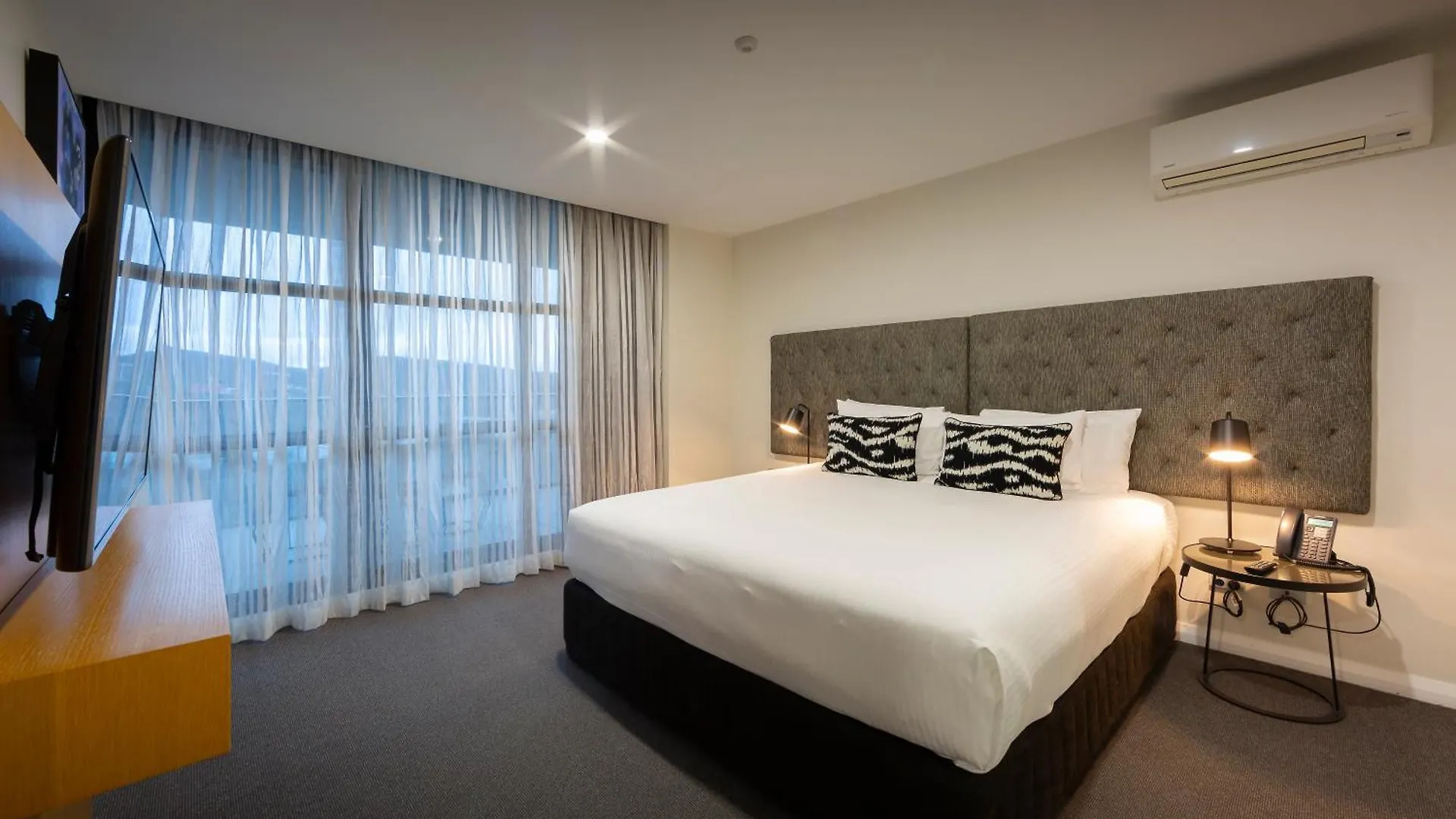 Avenue Hotel Canberra