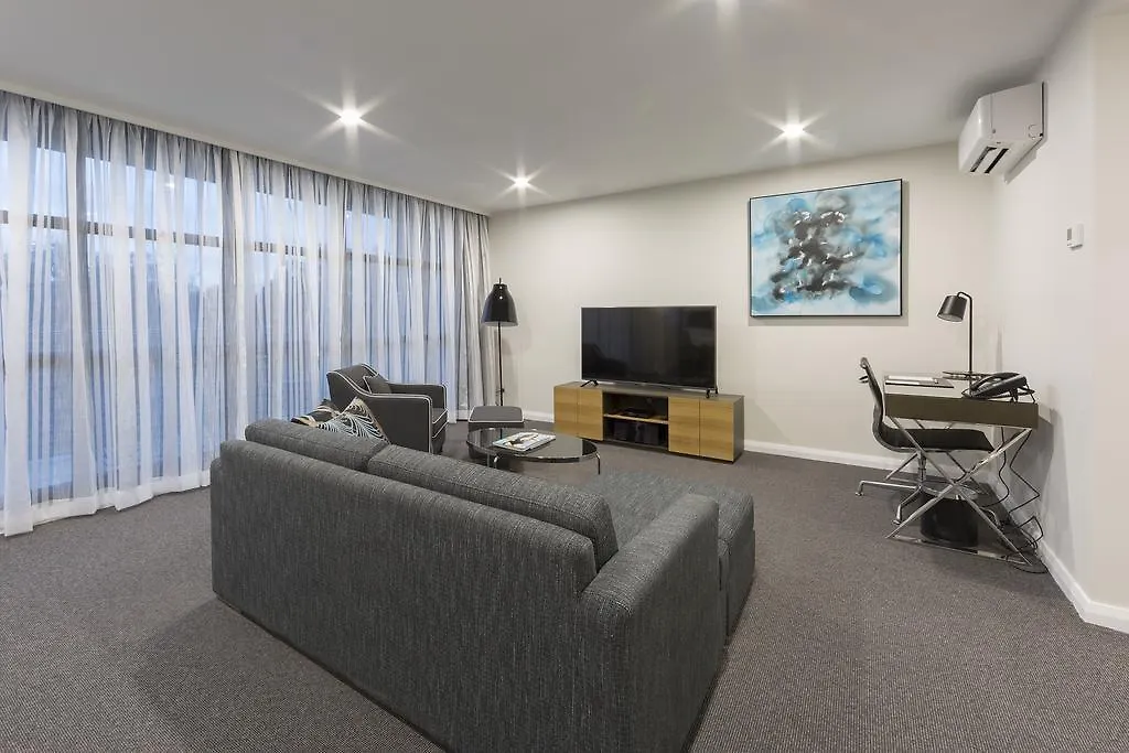 Avenue Hotel Canberra