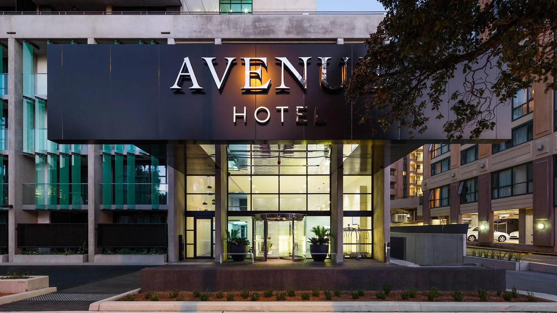 Avenue Hotel Canberra