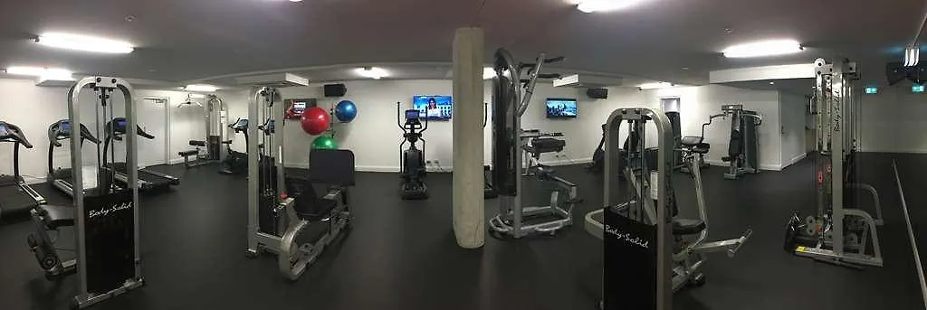 堪培拉大道酒店 4*, 堪培拉