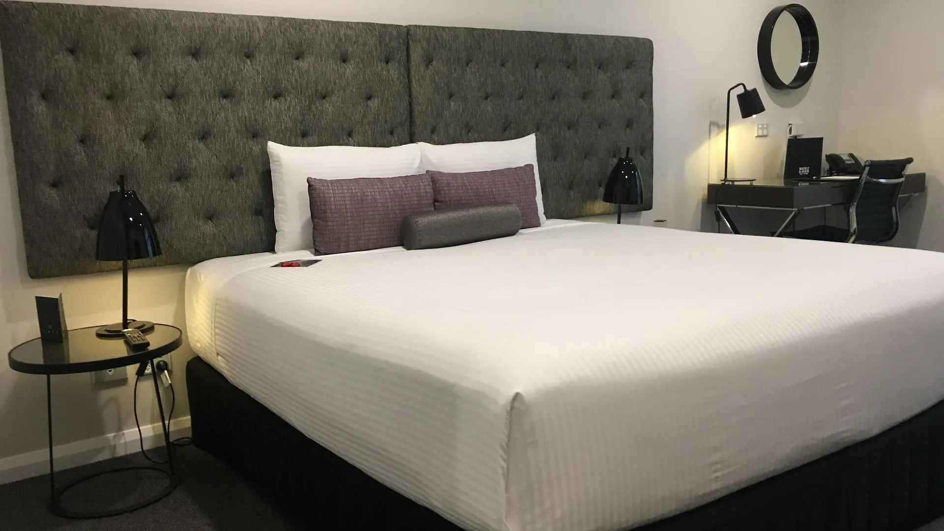 Avenue Hotel Канберра